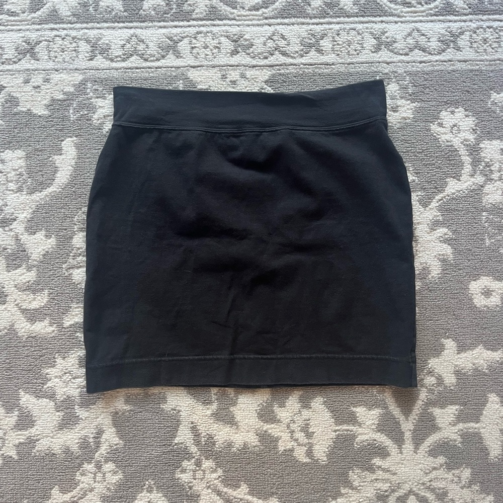 Victoria’s Secret Black Mini Skirt